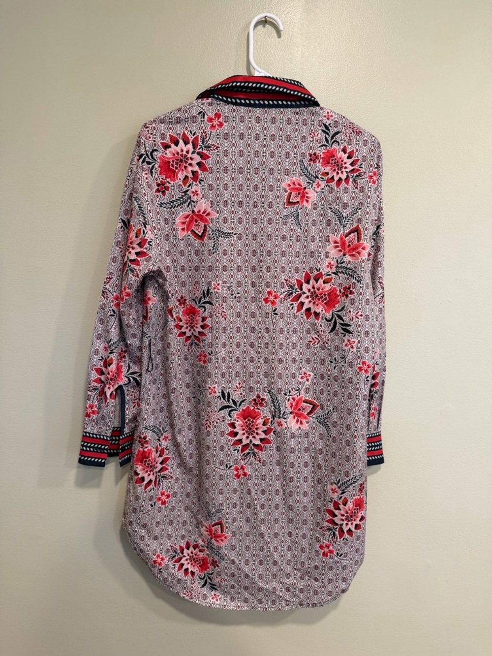 Her Bottari Floral Button-Down Tunic Mini Dress - Pink & Black Floral Small
